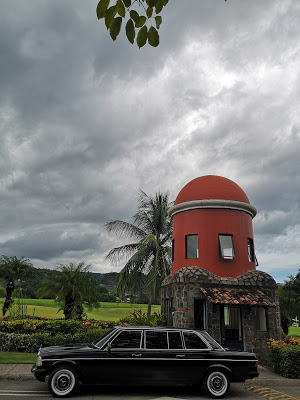 GOLF-LOS-SUENOS-COSTA-RICA.-MERCEES-300D-LIMOa9c718131003df5b.jpg