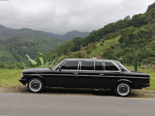 Tapanti--Cartago..COSTA-RICA-MERCEDES-LIMOUSINE-W12357526f9dd27a832f.jpg