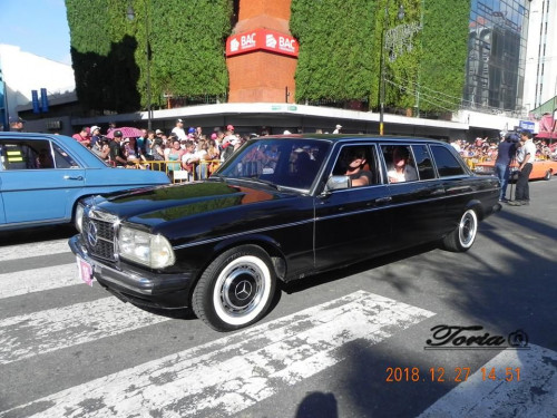 COSTA RICA'S CALL CENTER 2018 CARNIVAL PARADE LIMO