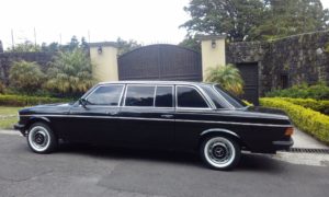 LATIN-AMERICA-MERCEDES-LIMOUSINE-SERVICEce32b8de0c3f9a9d.jpg