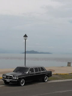 PLAYA-PUNTARENAS.-COSTA-RICA-W1213-300D-MERCEDES-LANG-LIMOUSINE3de9e571c405b2c9.jpg