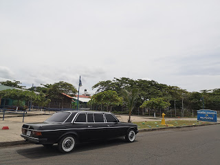 Parque-Marino-del-Pacifico.-PUNTARENAS-COSTA-RICA-MERCEDES-300D-LANG-LWB-W123a2078af76fbb466d.jpg