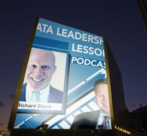 DATA-LEADERSHIP-LESSONS-PODCAST-ENTREPRENEUR-GUEST-RICHARD-BLANK-COSTA-RICAS-CALL-CENTER1819d4de7d7fefc0.jpg