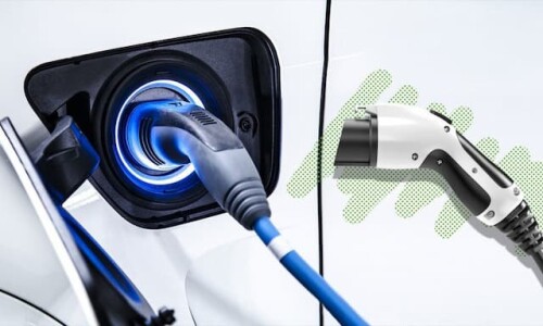 CHARGER_AND_CHARGING_PORT_3c879c5fe7eff834ebfbcfa172.jpg