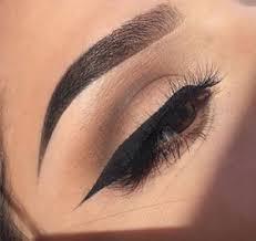 Eyebrow-Tattoo-Removalb79b10a79f002de2.jpg