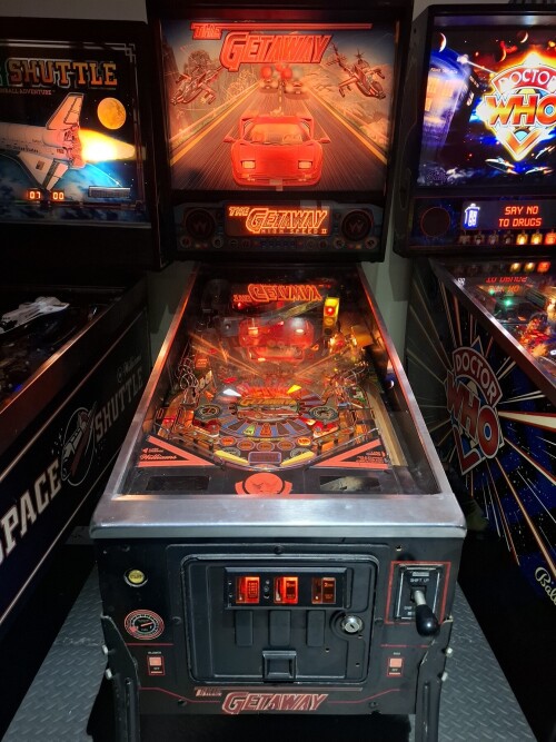 Williams-The-Getaway-pinball-Machine.-Richard-Blank-Costa-Rica-collection.476c110a89d41bce.jpg